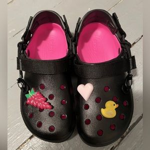 Post Malone x Crocs Duet Max w/ Charms. W/9 M/7
